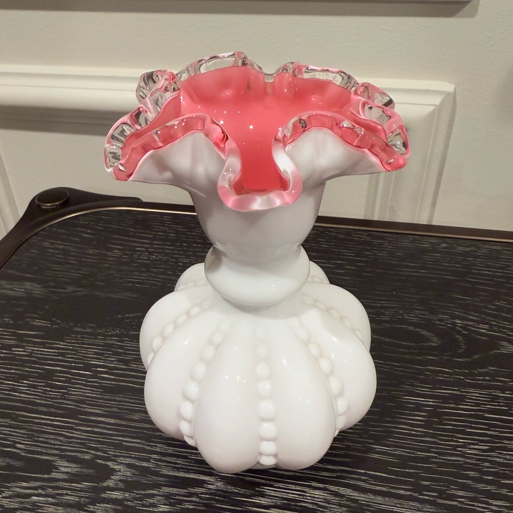 Fenton Art Glass Vase Melon Pink White beaded Ruffled Crest Rim